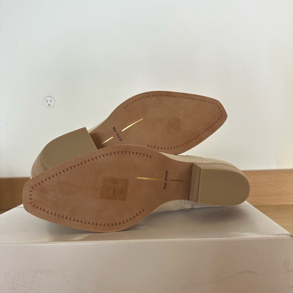 Dolce Vita Boot - Picture 2 of 7
